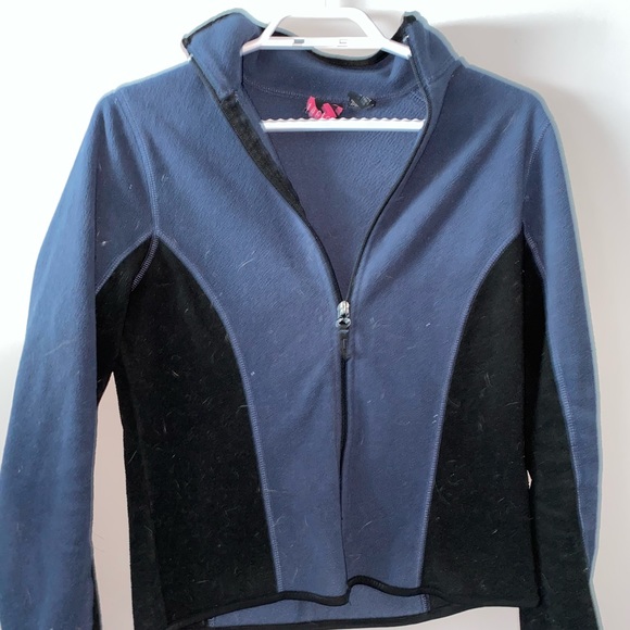 zip up - Picture 1 of 1